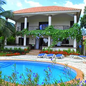 villa-en-metro-country-club-juan-dolio.greaterantilleshotels.net/